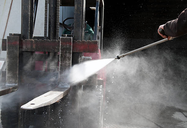 Best Roof Pressure Washing  in Shelbina, MO